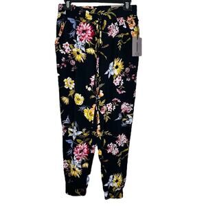 One by Chapter One Black Floral Joggers Size Small
